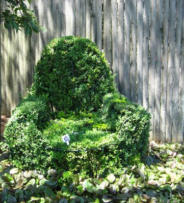 TOPIARY